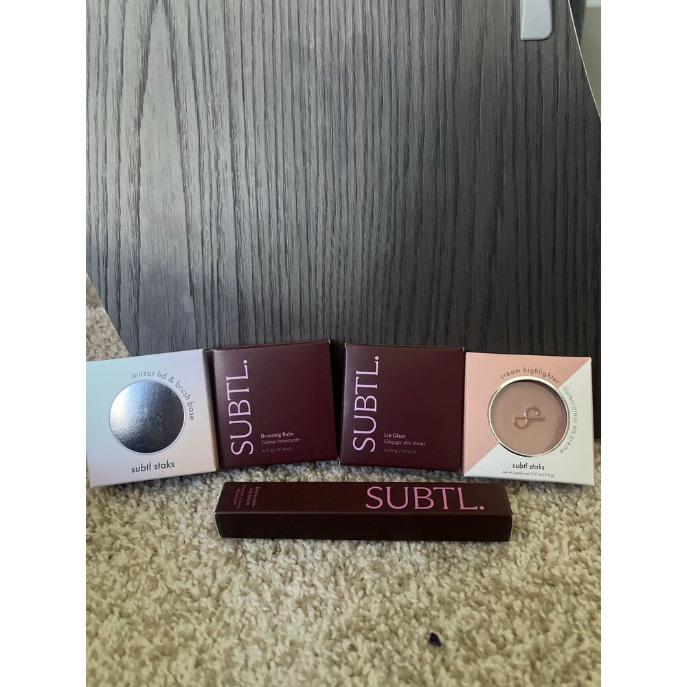 Subtl Beauty Stacks Bundle - BNIB (lip, bronzer, highlighter, mirror, lip brush)